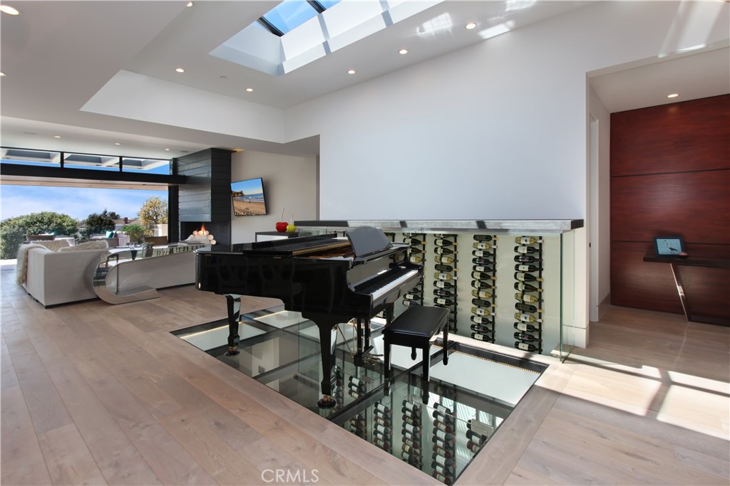 350 Evening Canyon Road Corona del Mar, CA 92625 - Photo 13 of 61