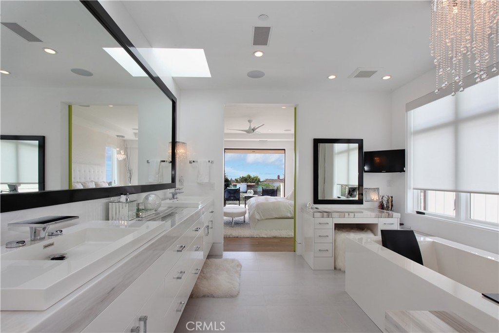 350 Evening Canyon Road Corona del Mar, CA 92625 - Photo 27 of 61