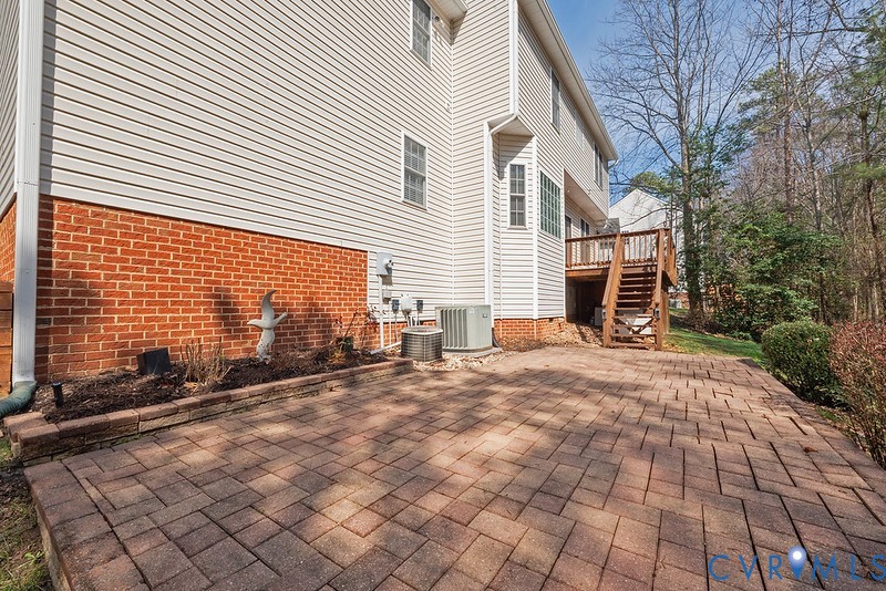 11625 Explorer Drive Midlothian, VA 23114 - Photo 25 of 56 Folding area..upper level