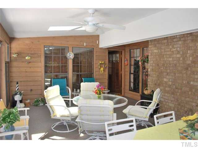 800 Misty Isle Place Raleigh, NC 27615 - Photo 19 of 25 Photo 19