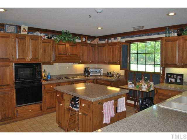 800 Misty Isle Place Raleigh, NC 27615 - Photo 2 of 25 Photo 2