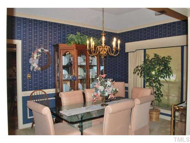 800 Misty Isle Place Raleigh, NC 27615 - Photo 4 of 25 Photo 4