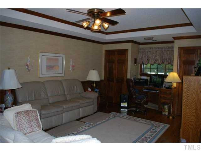 800 Misty Isle Place Raleigh, NC 27615 - Photo 9 of 25 Photo 9