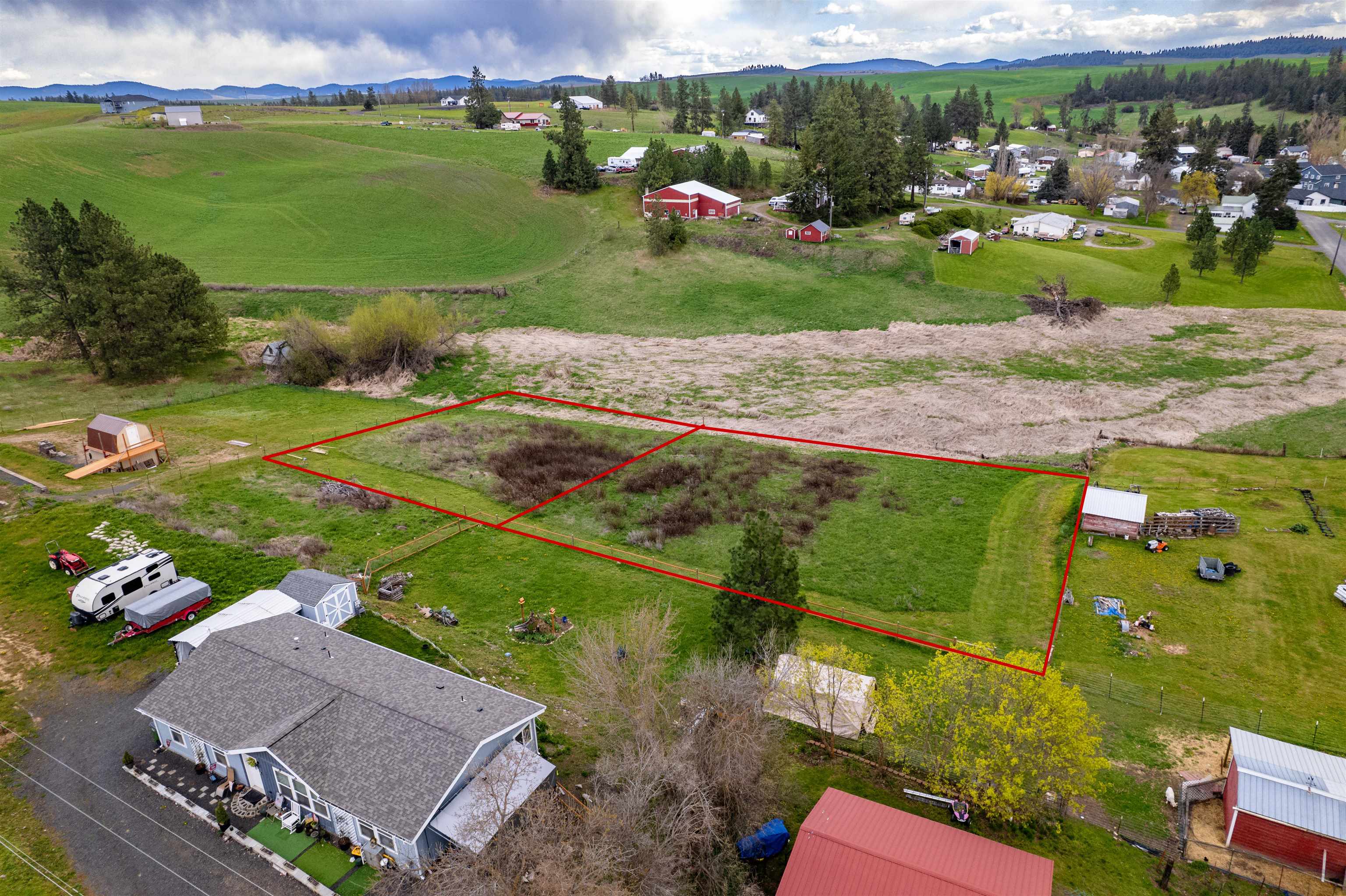 307-339 East Seminary Road Rockford, WA 99030 - Photo 2 of 5