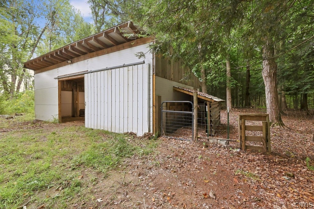 2061 Rabbit Lane Phoenix, NY 13135 - Photo 9 of 27 Gallery Image 9