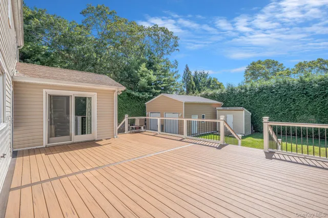 $869,999 | 183 Old Country Road, Speonk, NY 11972