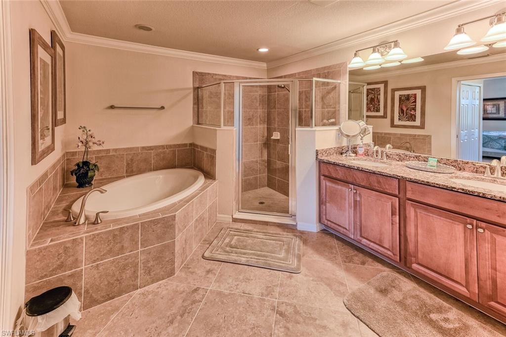 9512 Napoli Lane, Unit 101 Naples, FL 34113 - Photo 13 of 35