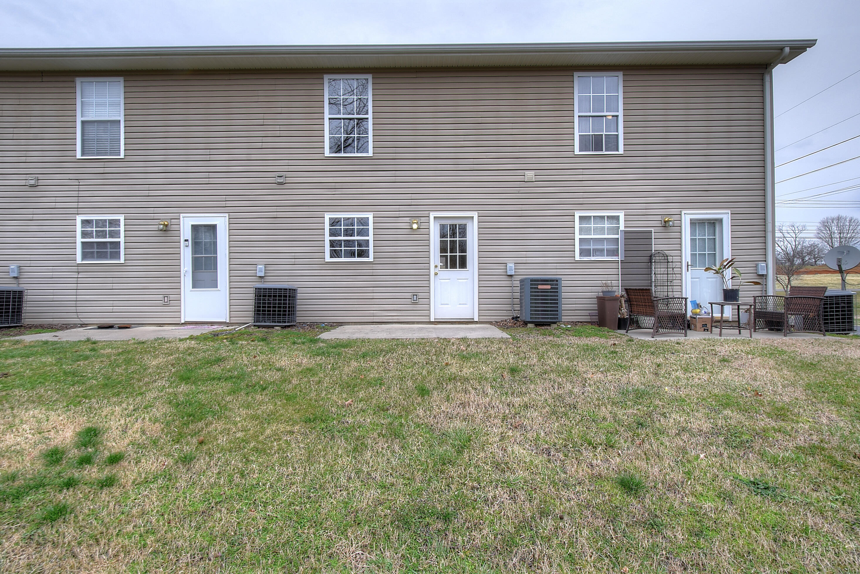 568 Gray Station Road, Unit 2 Johnson City, TN 37615 - Photo 8 of 17 DSC_0619_20_21_22_23_24