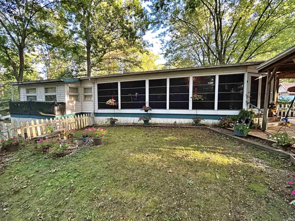 $199,900 | 4378 North Private Road 1185, Loogootee, IN 47553