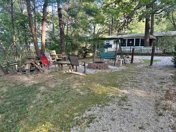 $199,900 | 4378 North Private Road 1185, Loogootee, IN 47553
