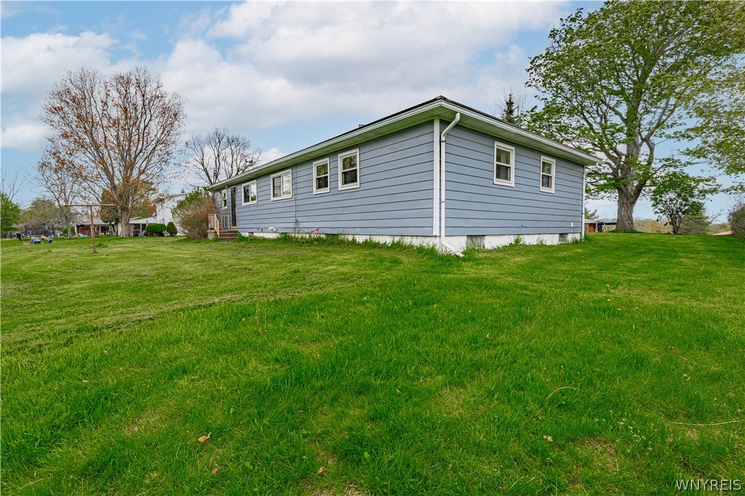 7964 Chestnut Ridge Road Gasport, NY 14067 - Photo 34 of 48