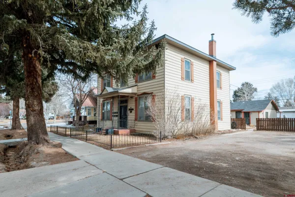 a view of a house with a outdoor space