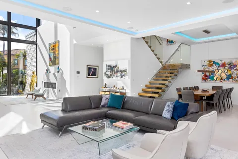 $6,495,000 | 424 Coconut Isle Drive, Fort Lauderdale, FL 33301