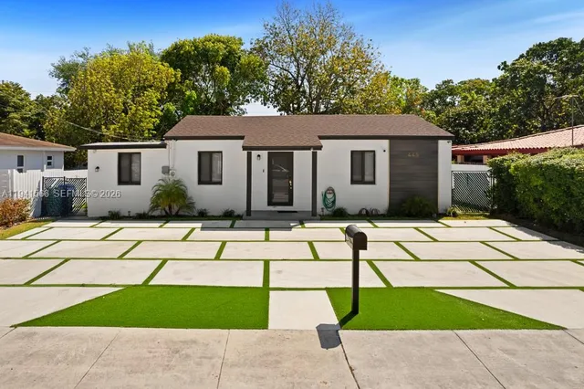 a house view with a outdoor space