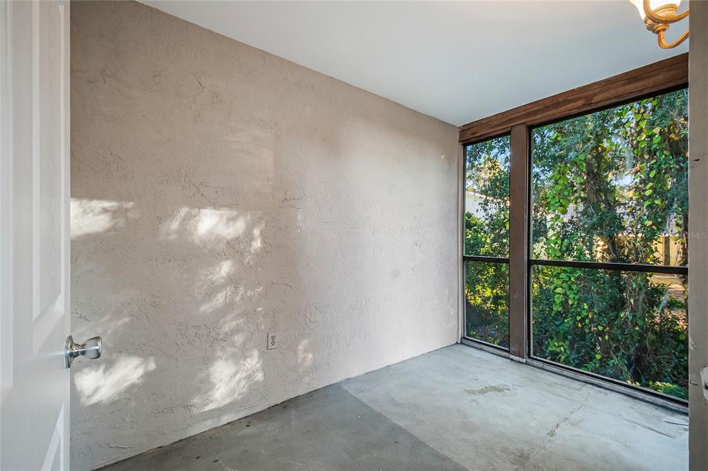 500 Newell Hill Road, Unit 106D Leesburg, FL 34748 - Photo 33 of 45 a view of a small space