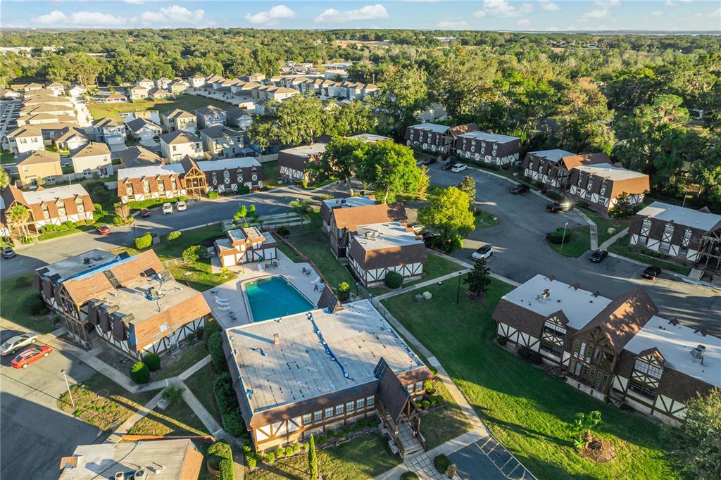 500 Newell Hill Road, Unit 106D Leesburg, FL 34748 - Photo 42 of 45 an aerial view of a house with a ocean view