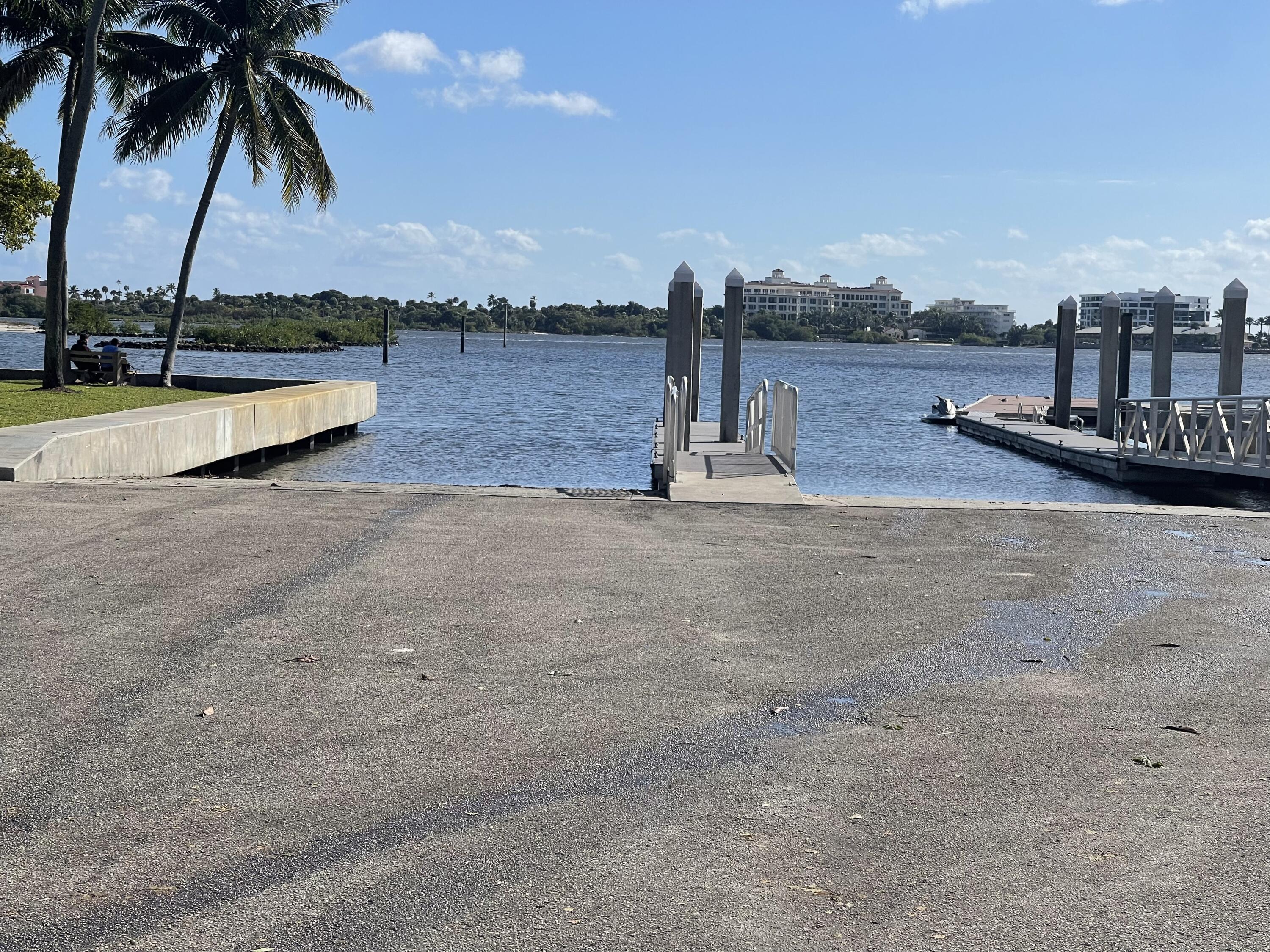 101 South Golfview Road, Unit 5 Lake Worth Beach, FL 33460 - Photo 24 of 30 Boat Dock