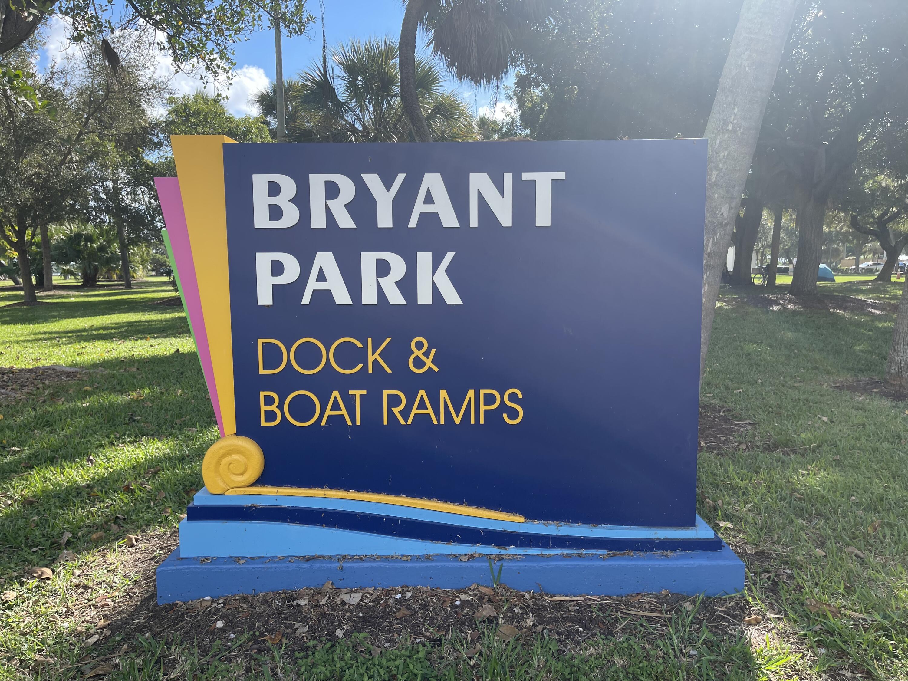 101 South Golfview Road, Unit 5 Lake Worth Beach, FL 33460 - Photo 28 of 30 Bryant Park