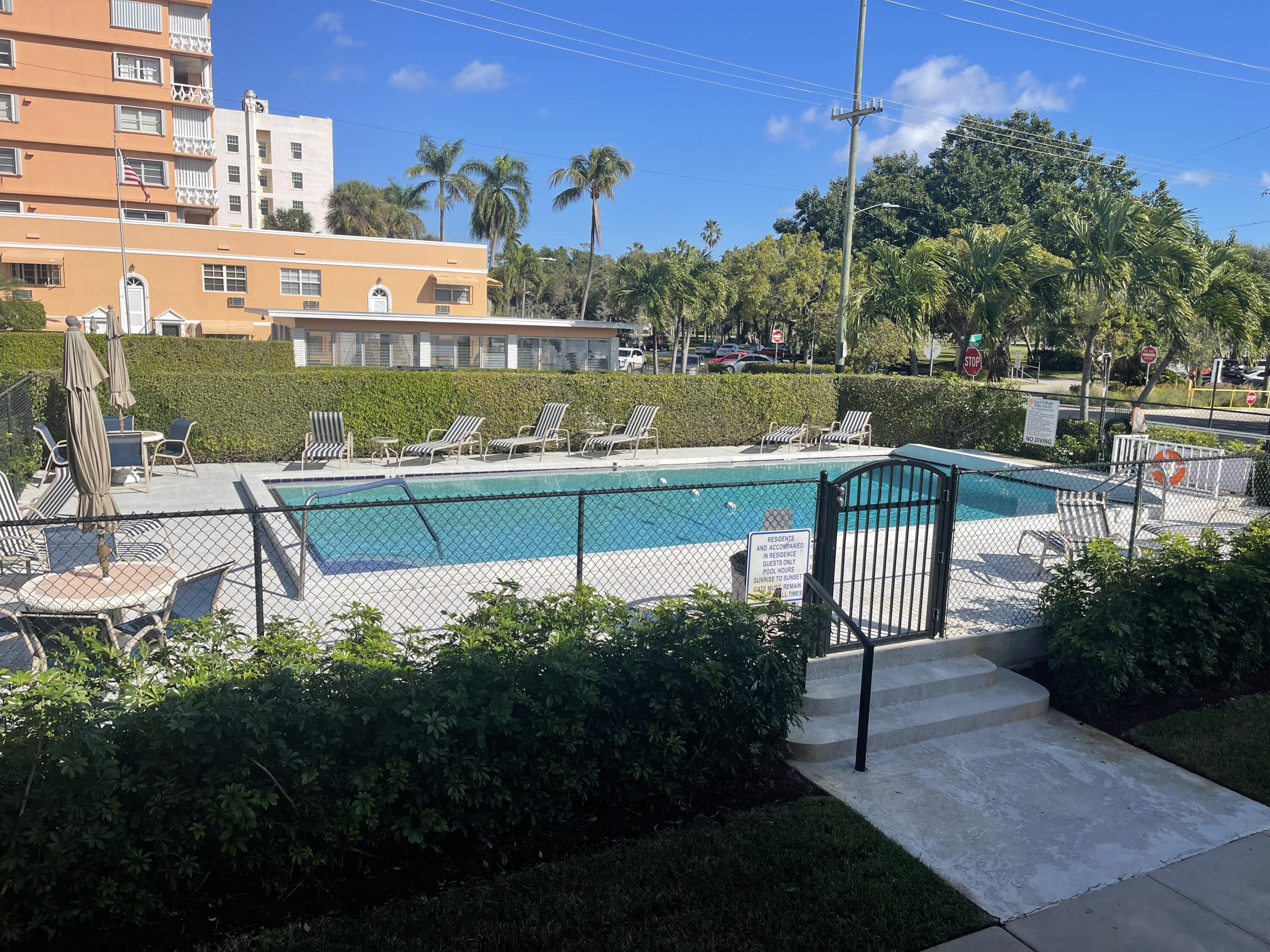 101 South Golfview Road, Unit 5 Lake Worth Beach, FL 33460 - Photo 4 of 30 Condo Pool