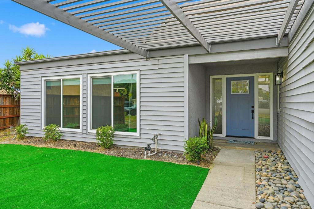 1965 Comanche Street Oceanside, CA 92056 - Photo 2 of 29