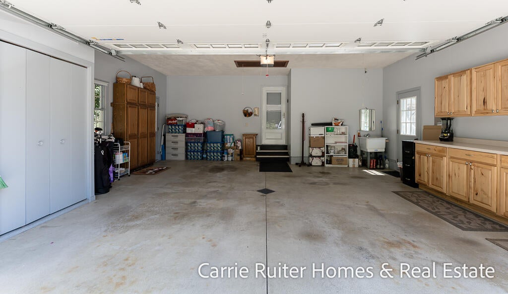 17232 West Spring Lake Road Spring Lake, MI 49456 - Photo 32 of 42 Gallery Image 32