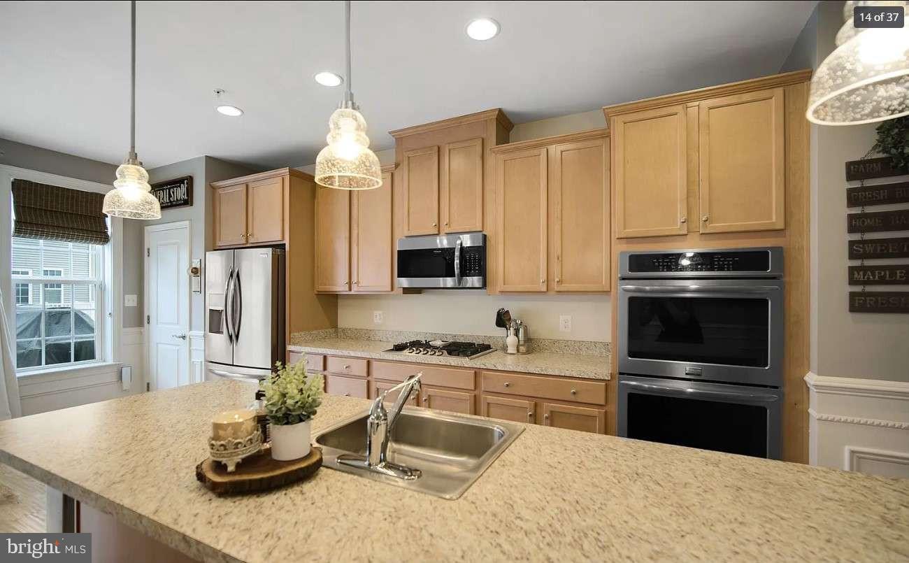 2908 Pinebrook Road Hyattsville, MD 20785 - Photo 2 of 25