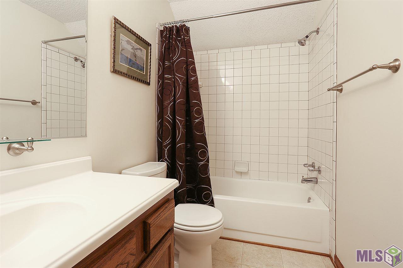 8335 Summa Avenue, Unit C2 Baton Rouge, LA 70809 - Photo 8 of 8 Gallery Image 8