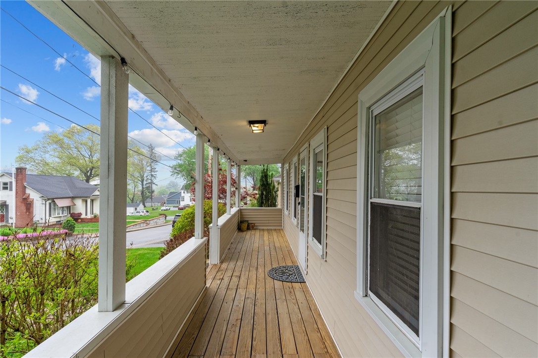 30 Hebert Street Coventry, RI 02893 - Photo 4 of 43 Gallery Image 4