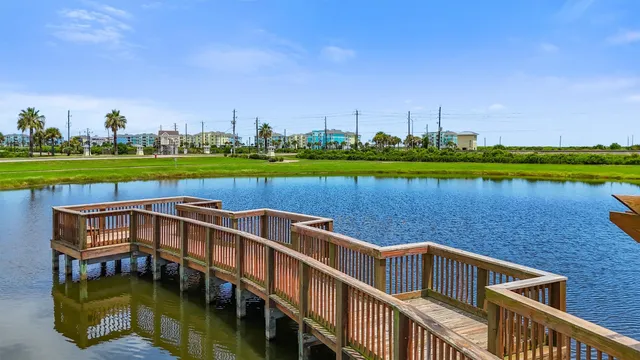 $289,900 | 26501 Mangrove Drive, Unit 103, Galveston, TX 77554