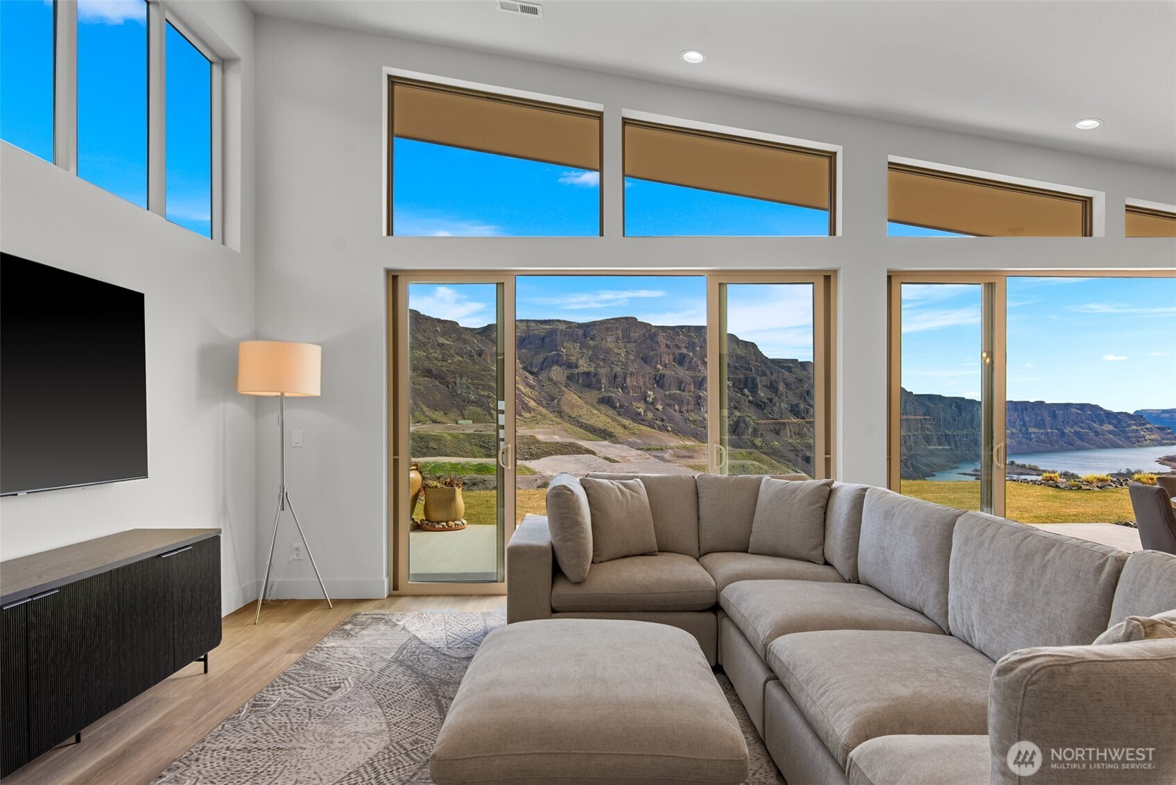 9773 Ridgeview Drive Northwest Quincy, WA 98848 - Photo 14 of 40