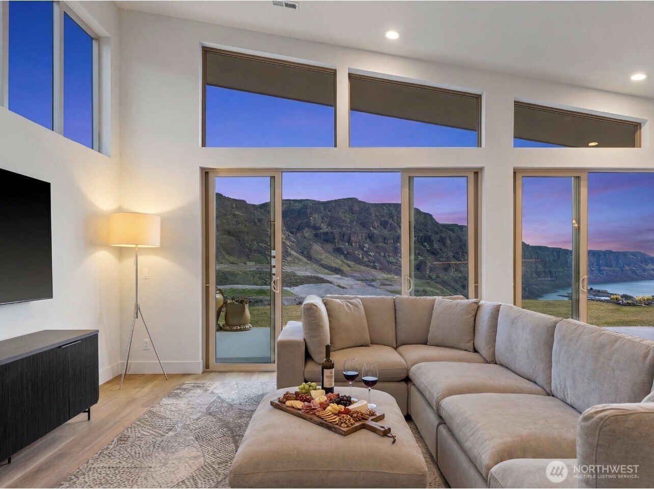 9773 Ridgeview Drive Northwest Quincy, WA 98848 - Photo 15 of 40