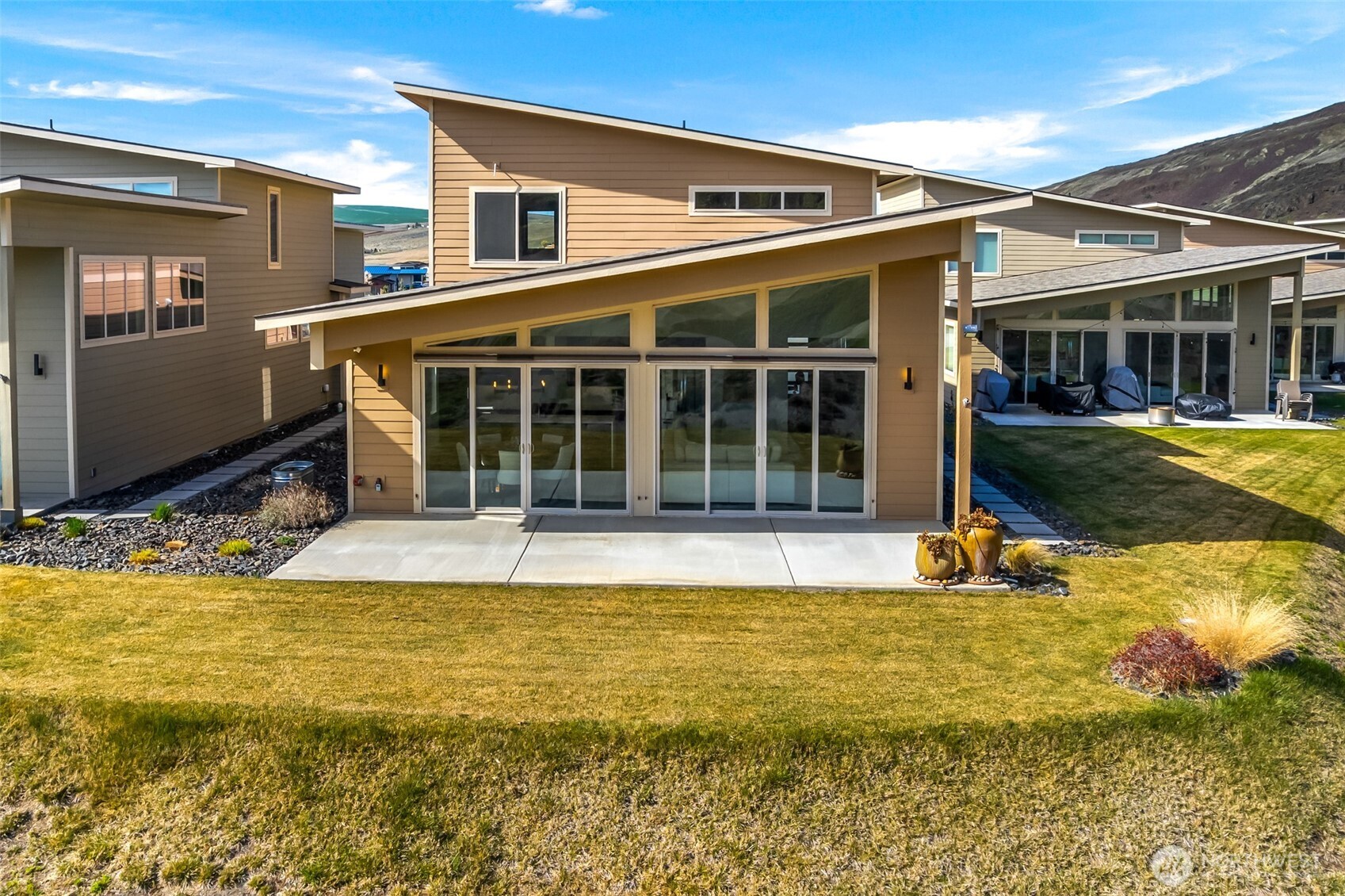 9773 Ridgeview Drive Northwest Quincy, WA 98848 - Photo 5 of 40