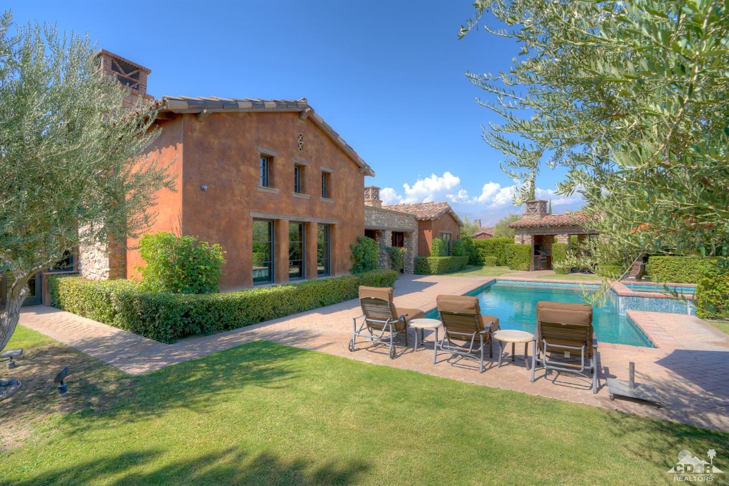 41 Cassis Circle Rancho Mirage, CA 92270 - Photo 37 of 68 a view of a house with a yard porch and sitting area