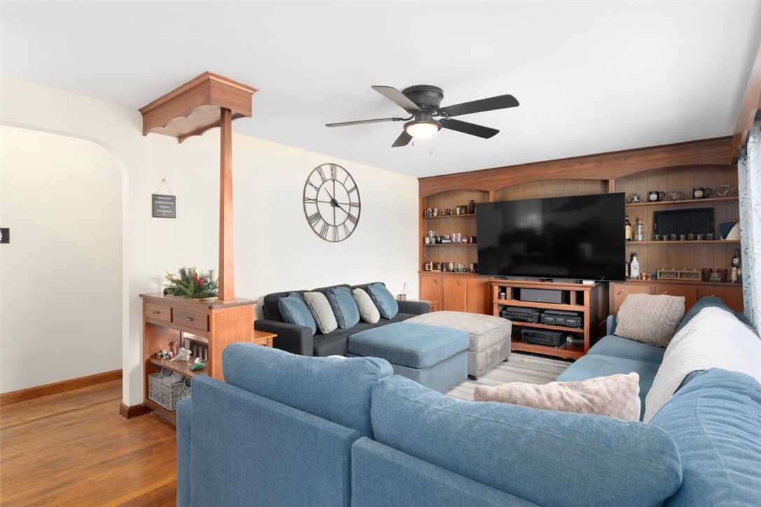 19 Cedarcrest Drive Preston, CT 06365 - Photo 7 of 38