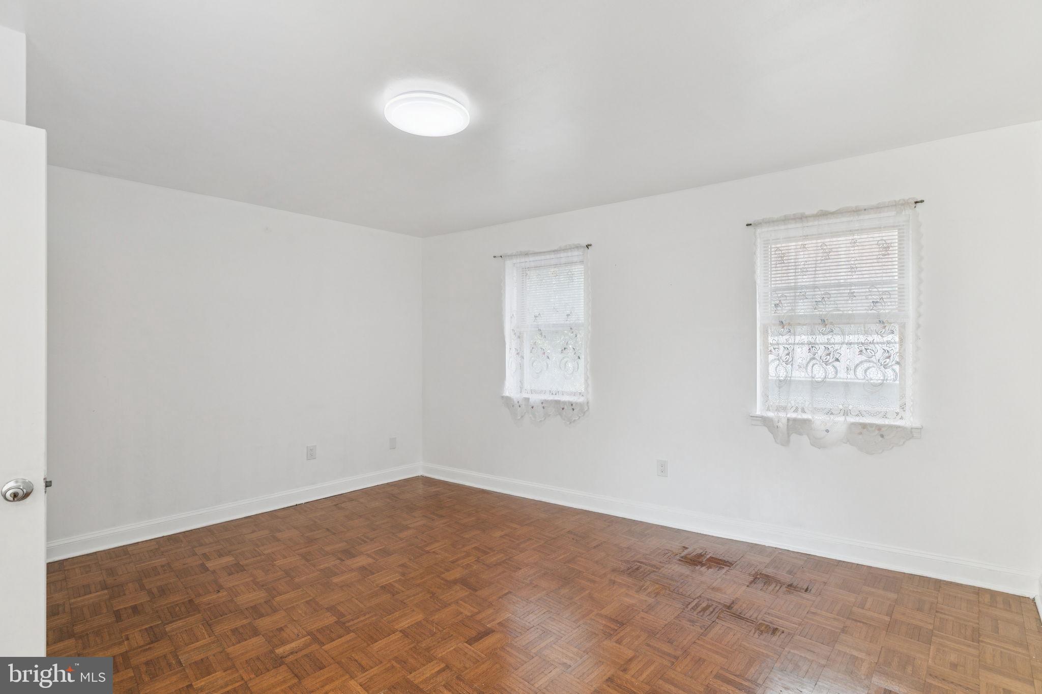 1006 South Front Street Philadelphia, PA 19147 - Photo 21 of 36
