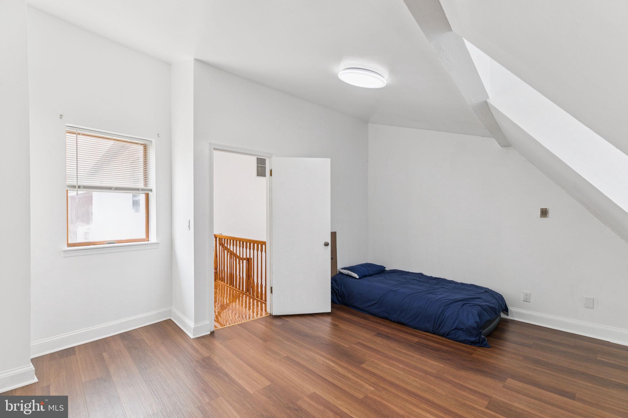 1006 South Front Street Philadelphia, PA 19147 - Photo 23 of 36