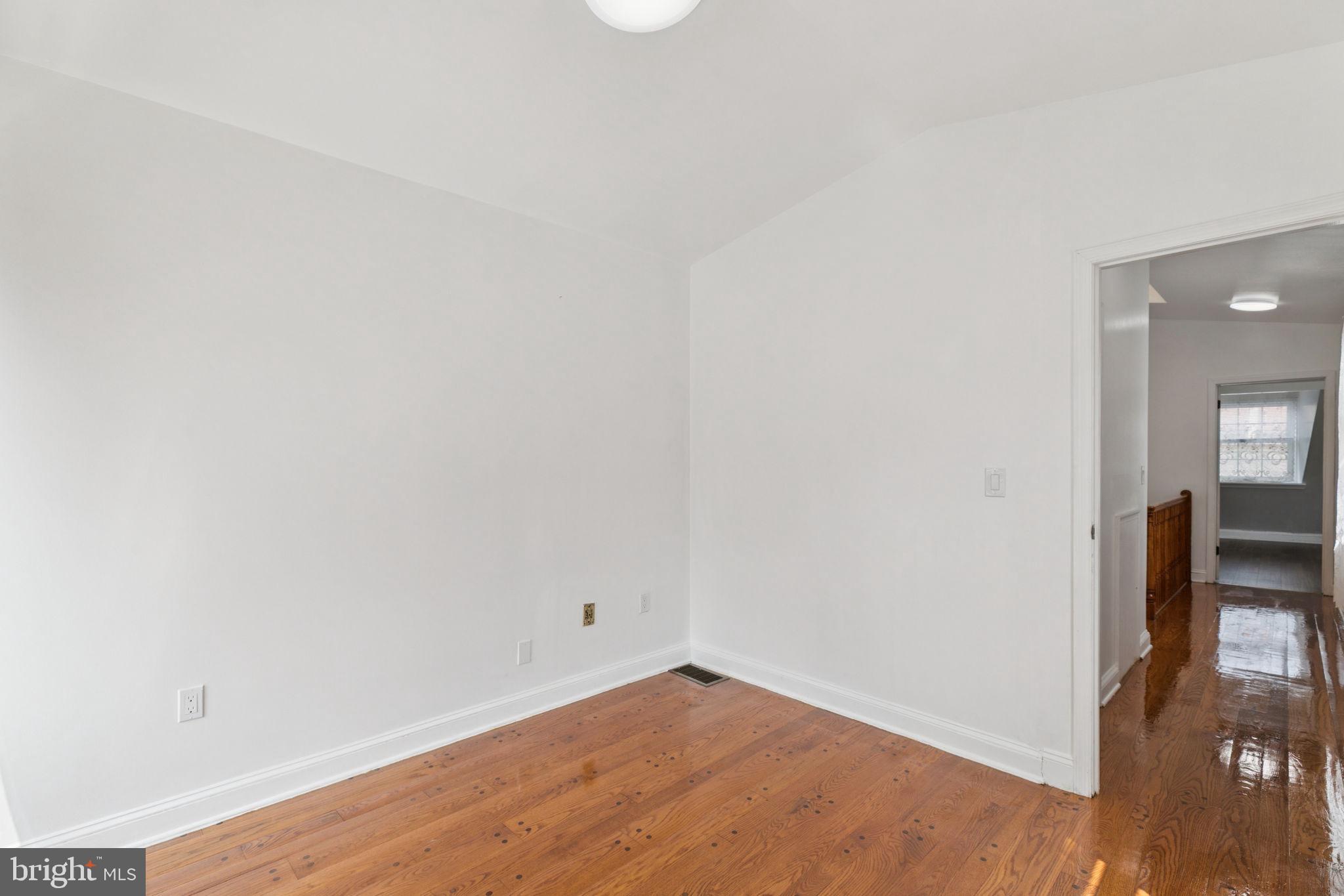 1006 South Front Street Philadelphia, PA 19147 - Photo 27 of 36