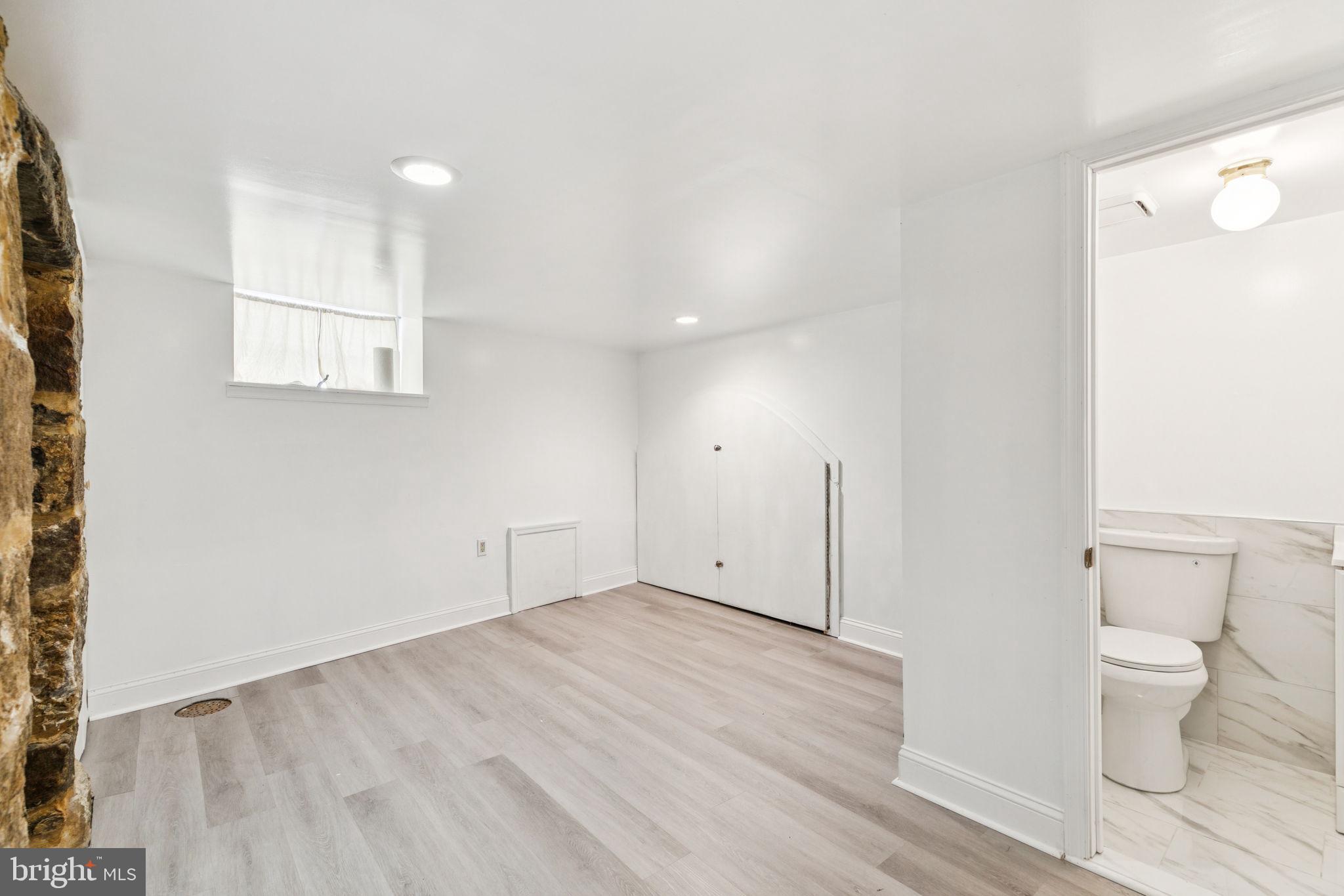 1006 South Front Street Philadelphia, PA 19147 - Photo 30 of 36