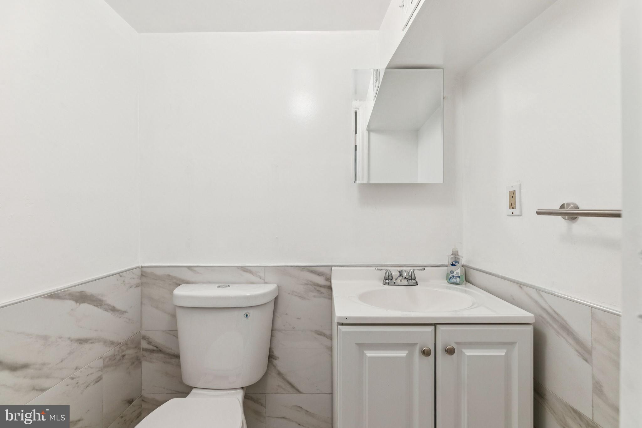 1006 South Front Street Philadelphia, PA 19147 - Photo 32 of 36