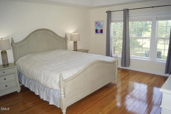 $450,000 | 606 Bartlett Circle, Hillsborough, NC 27278