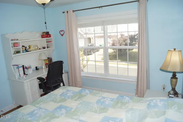 $450,000 | 606 Bartlett Circle, Hillsborough, NC 27278