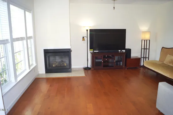 $450,000 | 606 Bartlett Circle, Hillsborough, NC 27278