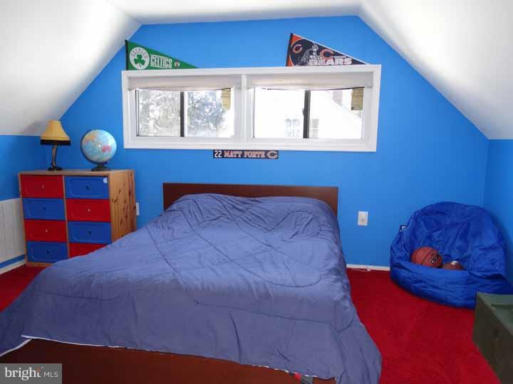 140 Idlewild Road Levittown, PA 19057 - Photo 19 of 20 Bedroom 2