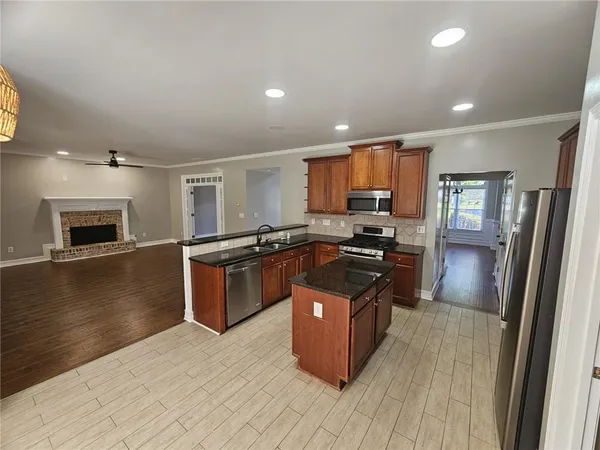$469,900 | 1755 Wheat Grass Way, Grayson, GA 30017