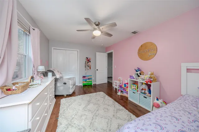 $539,999 | 5 Baker Road, Mastic Beach, NY 11951