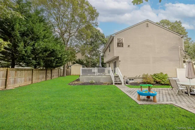 $539,999 | 5 Baker Road, Mastic Beach, NY 11951