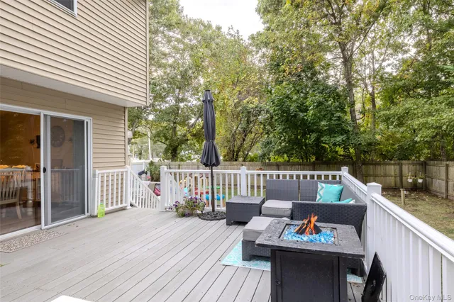 $539,999 | 5 Baker Road, Mastic Beach, NY 11951