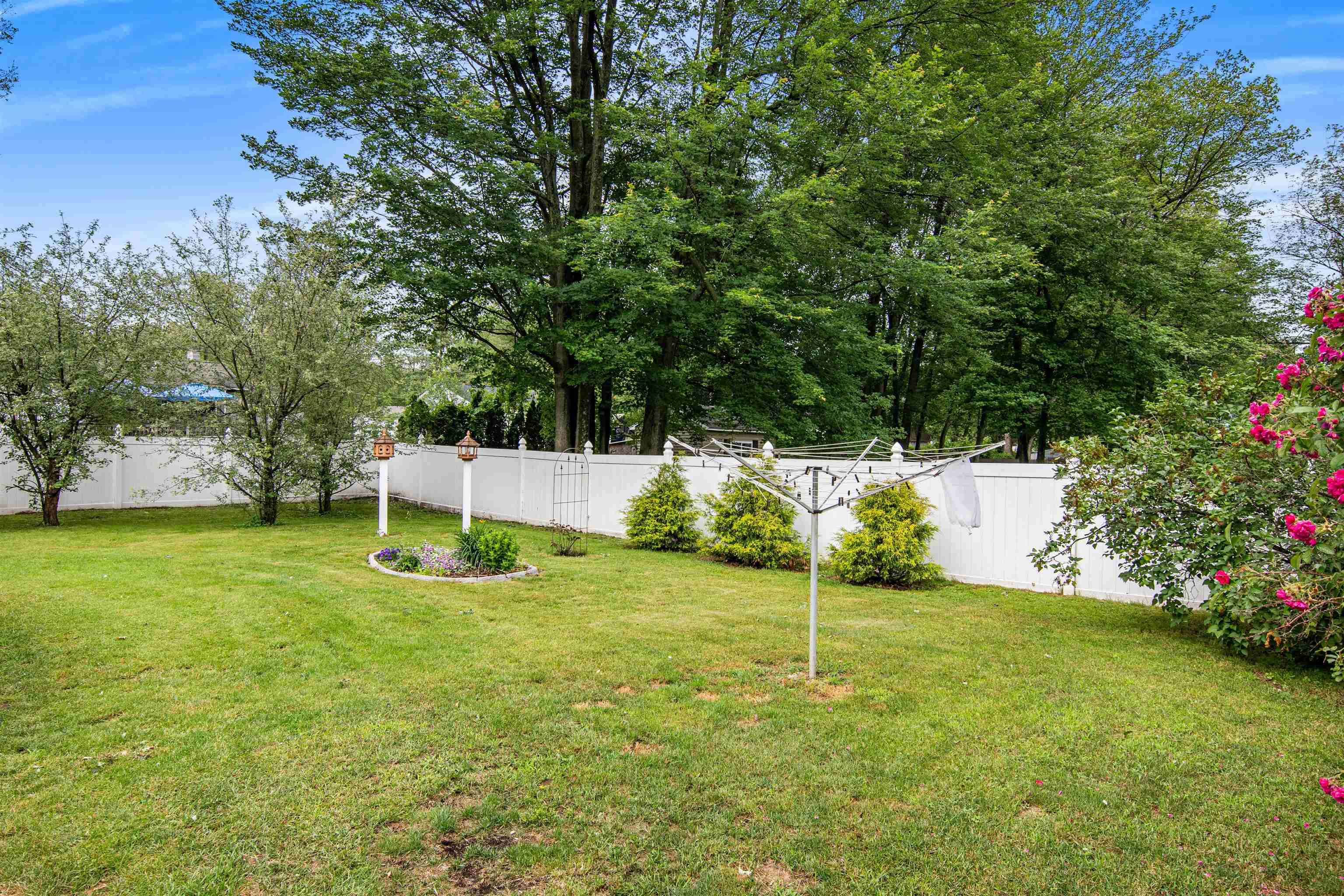 805 Prim Road Colchester, VT 05446 - Photo 30 of 34 Gallery Image 30