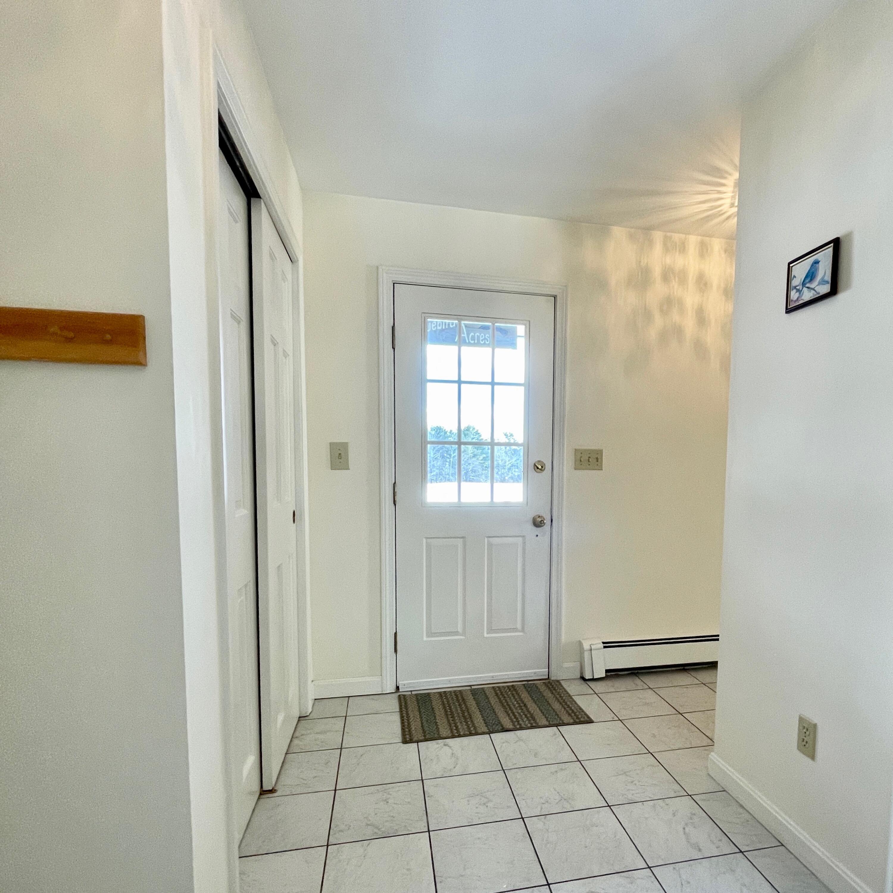 54 Field Road Cumberland, ME 04021 - Photo 34 of 87 Breezeway Hallway