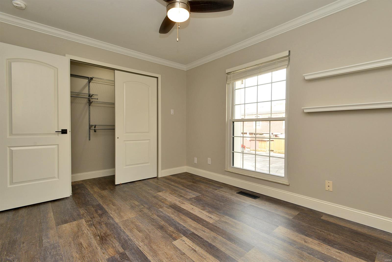 4210 Eiffel Drive St. Louis, MO 63125 - Photo 32 of 37